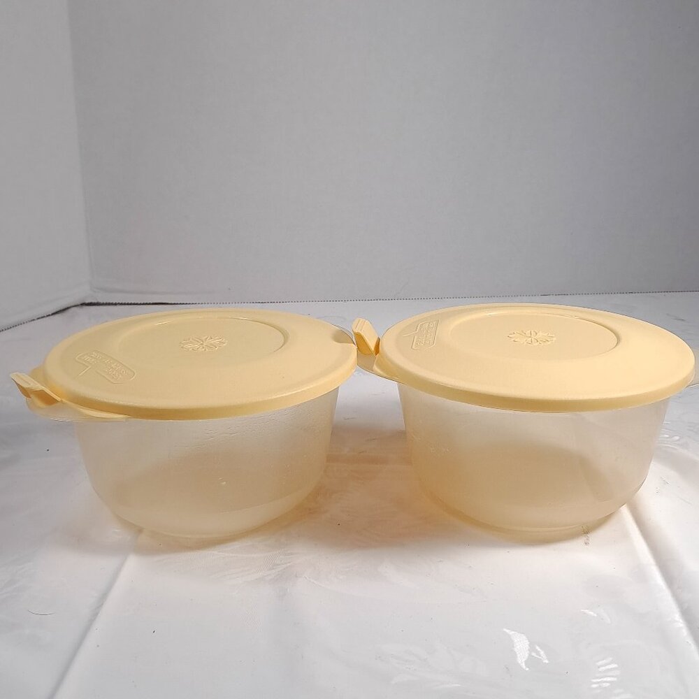 Vintage Anchor Hocking SET 2 Plastic Food & Craft Storage yellow round circle
